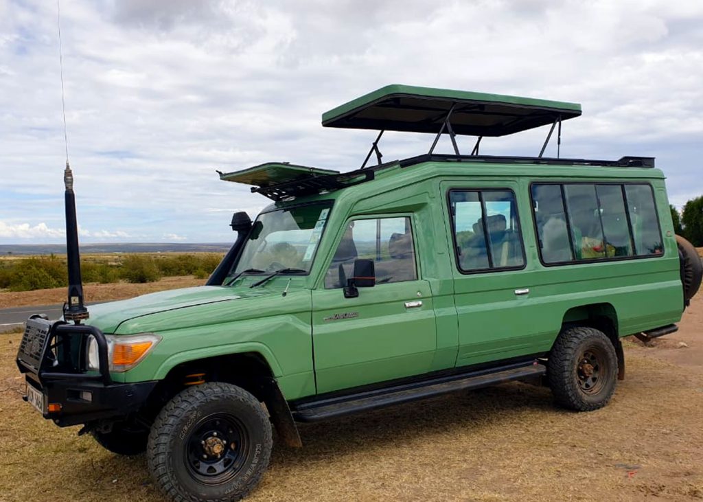 4x4-Land-Cruiser-Extended-for-Hire-in-Kenya