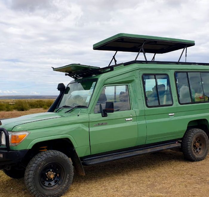 4x4-Land-Cruiser-Extended-for-Hire-in-Kenya